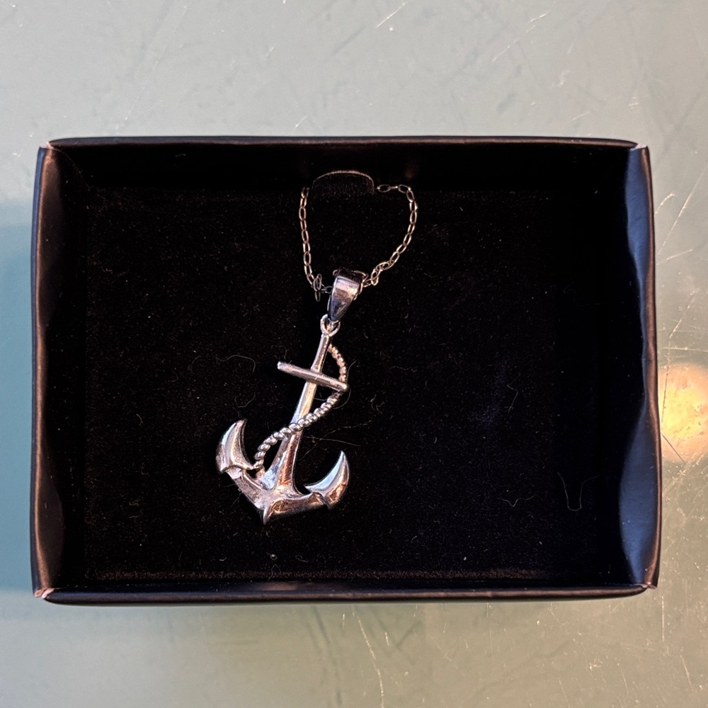 Silver Anchor Pendant Necklace